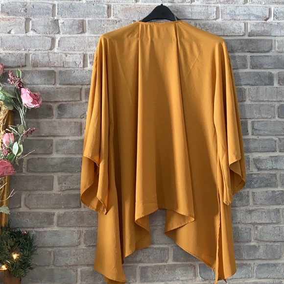 mustard color kimono - Picture 4 of 4